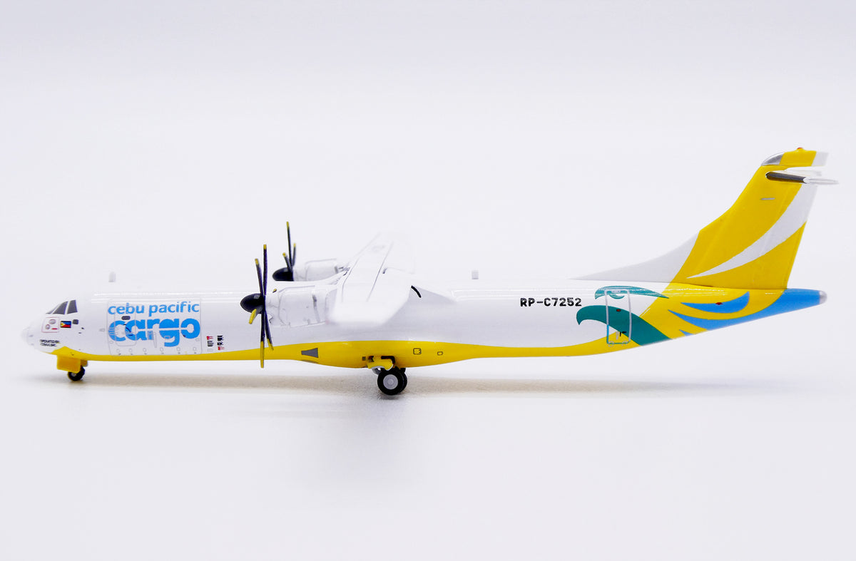 Cebu Pacific Cargo ATR-72-500F RP-C7252 1/400 Scale Diecast Model JCWings