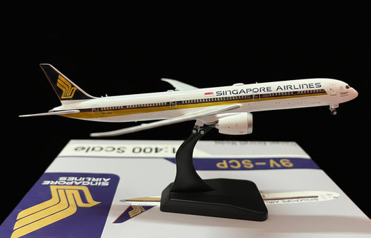 Singapore Airlines Boeing 787-10 (1000th 787 Dream)Liner Sticker) 9V-SCP 1/400 Diecast Scale Model Aviation400