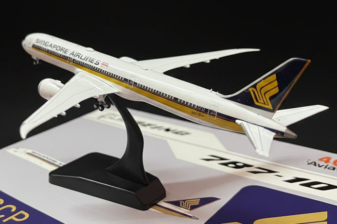 Singapore Airlines Boeing 787-10 (1000th 787 Dream)Liner Sticker) 9V-SCP 1/400 Diecast Scale Model Aviation400
