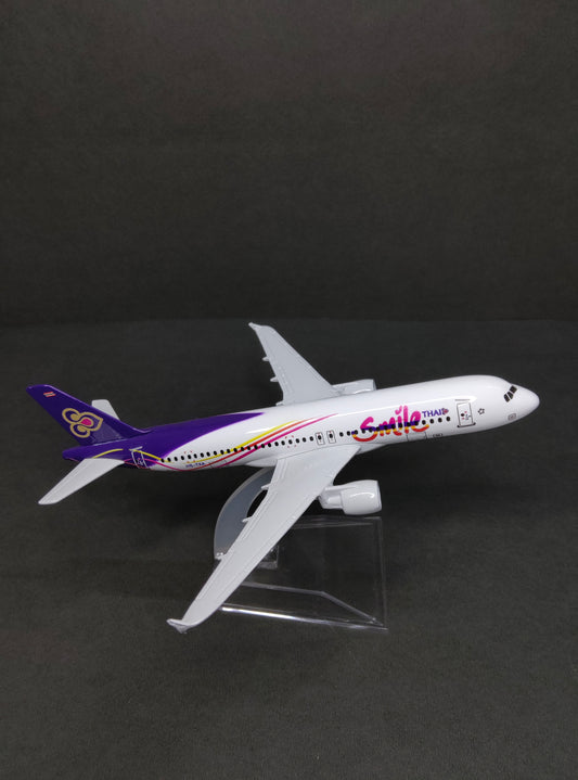 Thai Smile Airbus A320 HS-TXA 16cms Airplane Model
