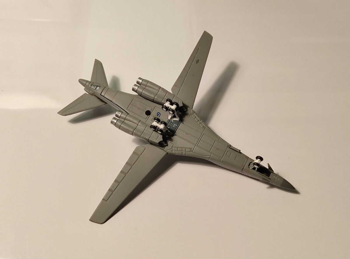 US Air Force Rockwell B-1 Lancer Dyess 135 1/400 Diecast Scale Model GeminiMacs