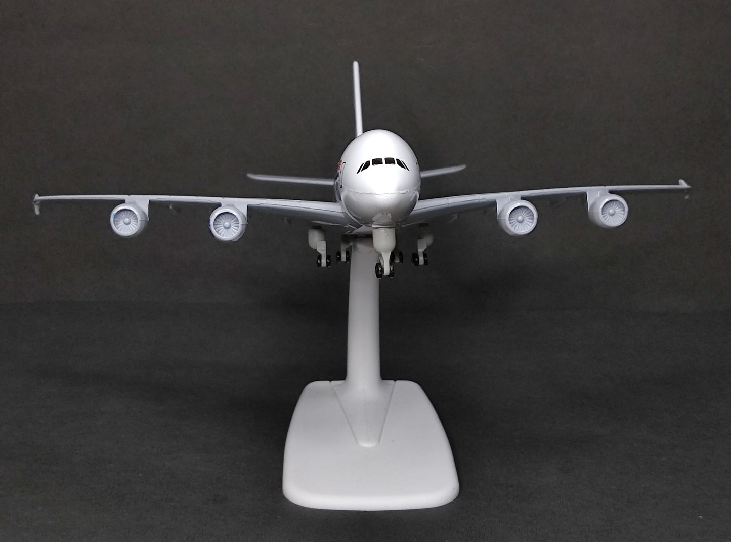 Malaysia Airlines Airbus A380-800 20cms Airplane Model