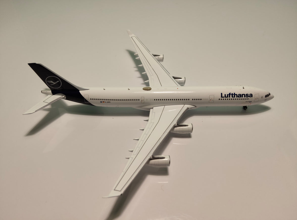 Lufthansa Airbus A340-300 (New Livery) D-AIFD 1/400 Diecast Scale Model GeminiJets