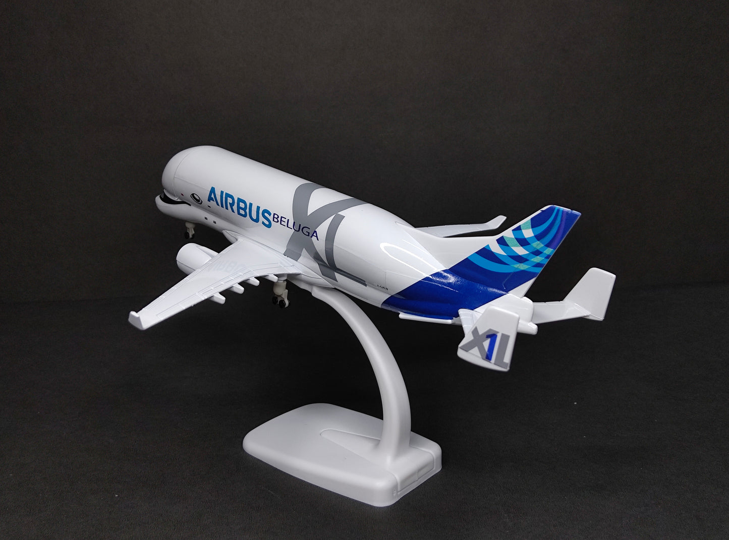 Airbus Transport International Beluga XL Airbus A330-700L F-GXLN 20cms Airplane Model