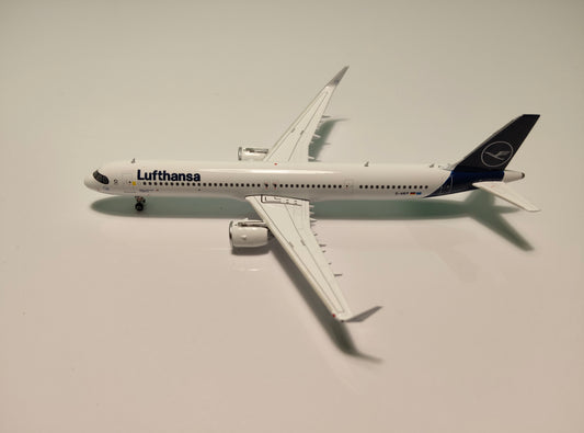 Lufthansa Airbus A321neo D-AIEP 1/400 Diecast Scale Model Phoenix Models
