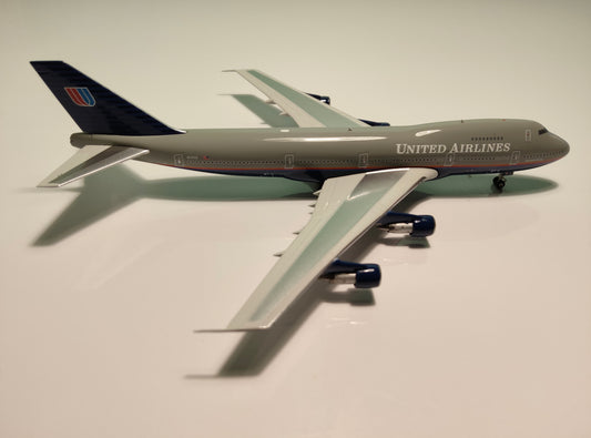 United Airlines Boeing B747-238B N161UA 1/400 Diecast Scale Model Phoenix Models