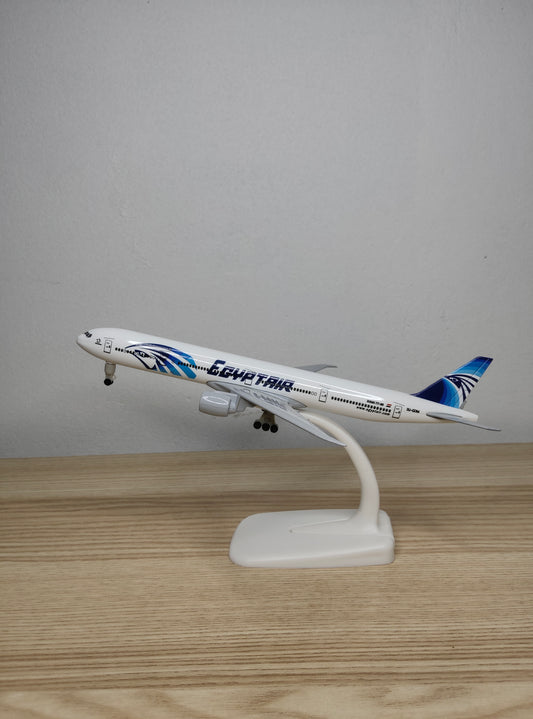 Egypt Air Boeing 777-300 SU-GDM 20cms Airplane Model