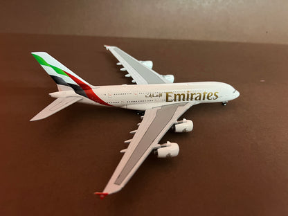 Emirates Airbus A380-800 A6-EOH 1/400 Diecast Scale Model Geminijets