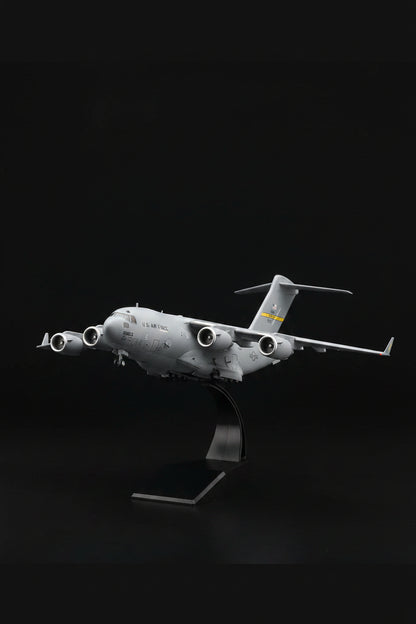 Mcdonnell Douglas C-17 Globemaster III 1/200 Diecast Aircraft Snapfit Model