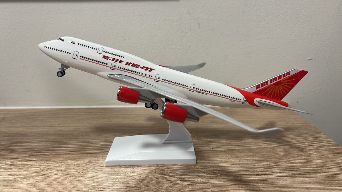 Air India Boeing 747-400 VT-ESP 30cms Snap Fit Airplane Model