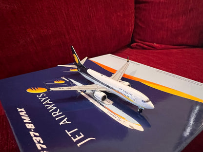 Jet Airways Boeing 737 MAX 1/400 VT- JXB JC Wings Diecast Scale Model