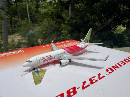 Air India Express Boeing 737-800 VT-AXT (Stork & Peacock) 1/400 Scale Diecast Model Brand Phoenix