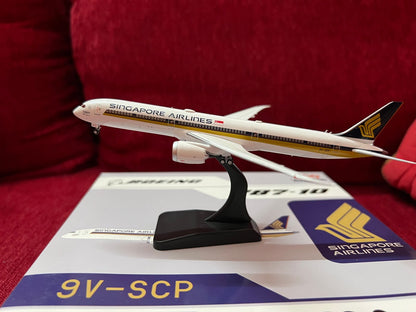 Singapore Airlines Boeing 787-10 (1000th 787 Dream)Liner Sticker) 9V-SCP 1/400 Diecast Scale Model Aviation400