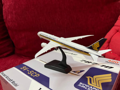 Singapore Airlines Boeing 787-10 (1000th 787 Dream)Liner Sticker) 9V-SCP 1/400 Diecast Scale Model Aviation400