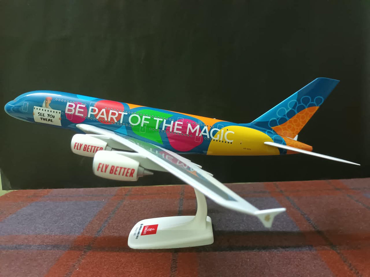 Emirates Airbus A380-800 A6-EEU Destination Dubai Livery 1/200 Scale Snap Fit Airplane Model