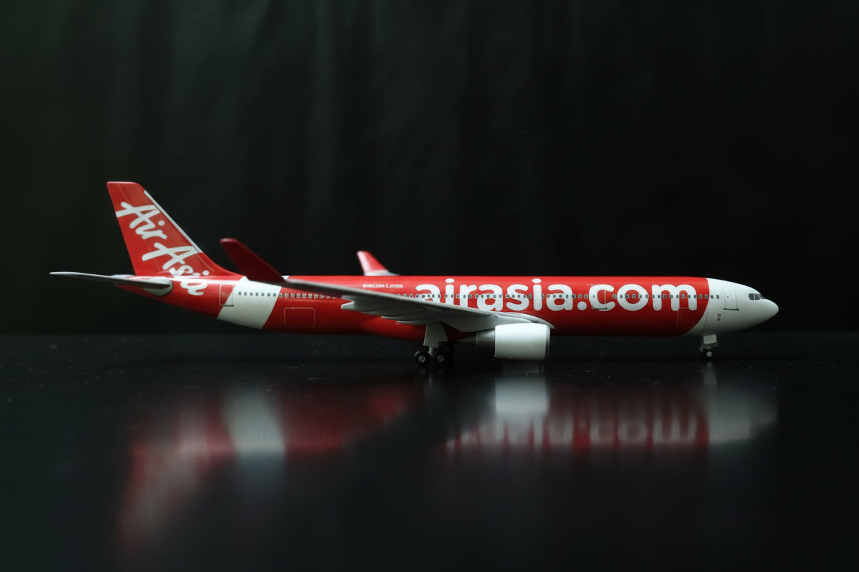 Air Asia Airbus A330 1/200 Scale Diecast Snap Fit Model