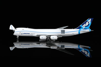 [PRE-ORDER] Boeing In House Livery (Interactive) B747-8F N747EX 1/400 Diecast Scale Models HXModels