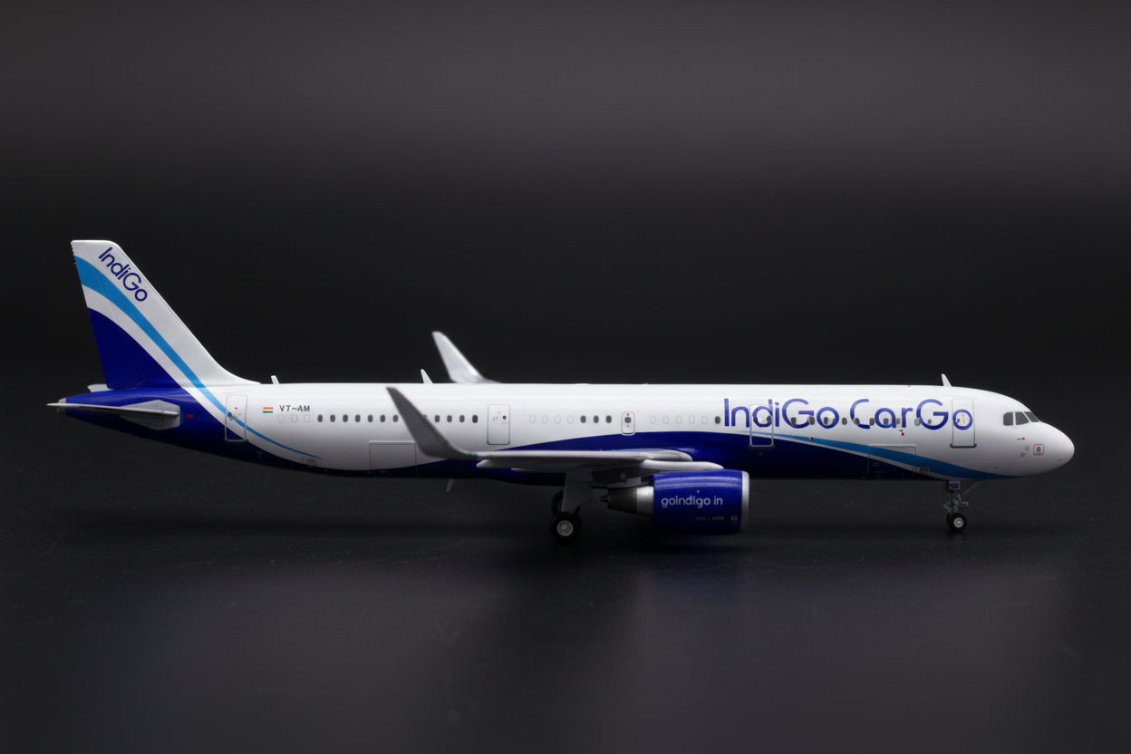 [PRE-ORDER] Indigo Cargo Airbus A321 P2F VT-IKW 1/400 Diecast Scale Model JCWings