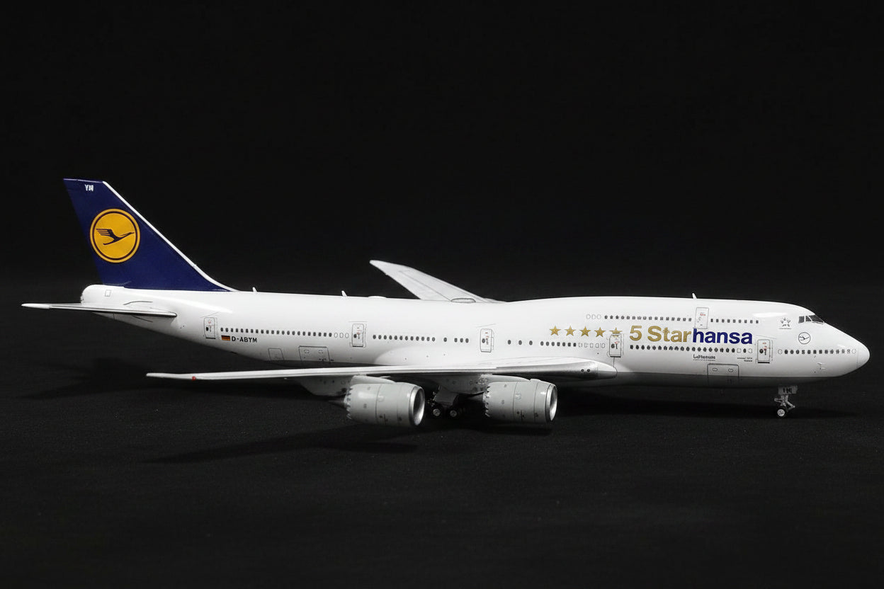 [PRE-ORDER] Lufthansa 5 Starhansa B747-8i D-ABYM 1/400 Diecast Scale Model HXModels