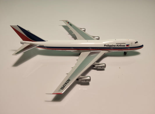 Philippine Airlines Boeing B747-2F6B N741PR 1/400 Diecast Scale Model Phoenix Models