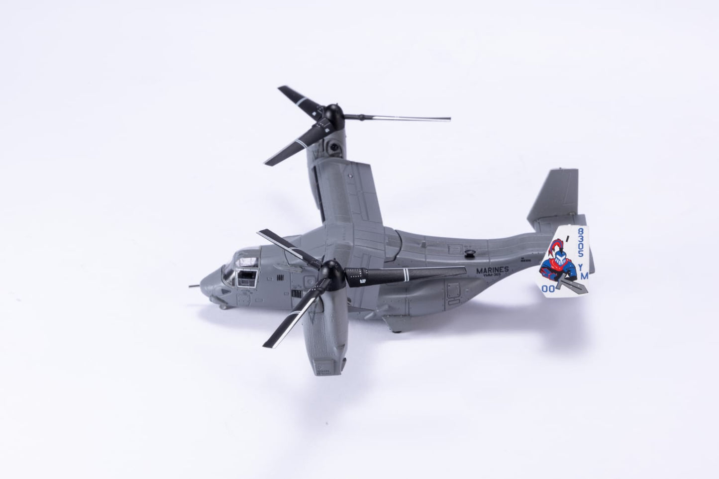 Air Force 1 1/144 MV-22B Osprey USMC VMM-365 Blue Knights YW00