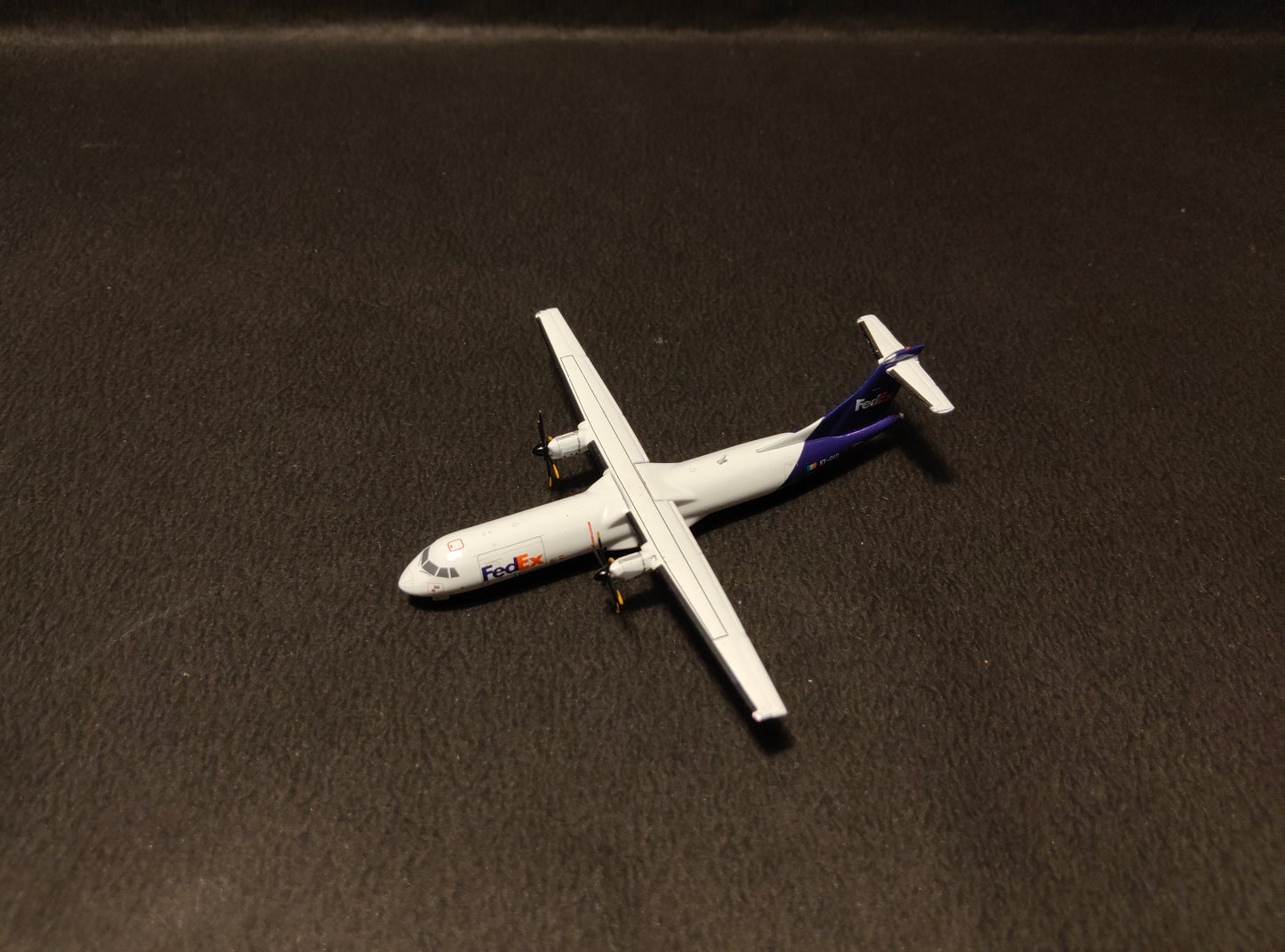 FedEx ATR 72-600F EI-GUL 1/400 Diecast Scale Model GeminiJets