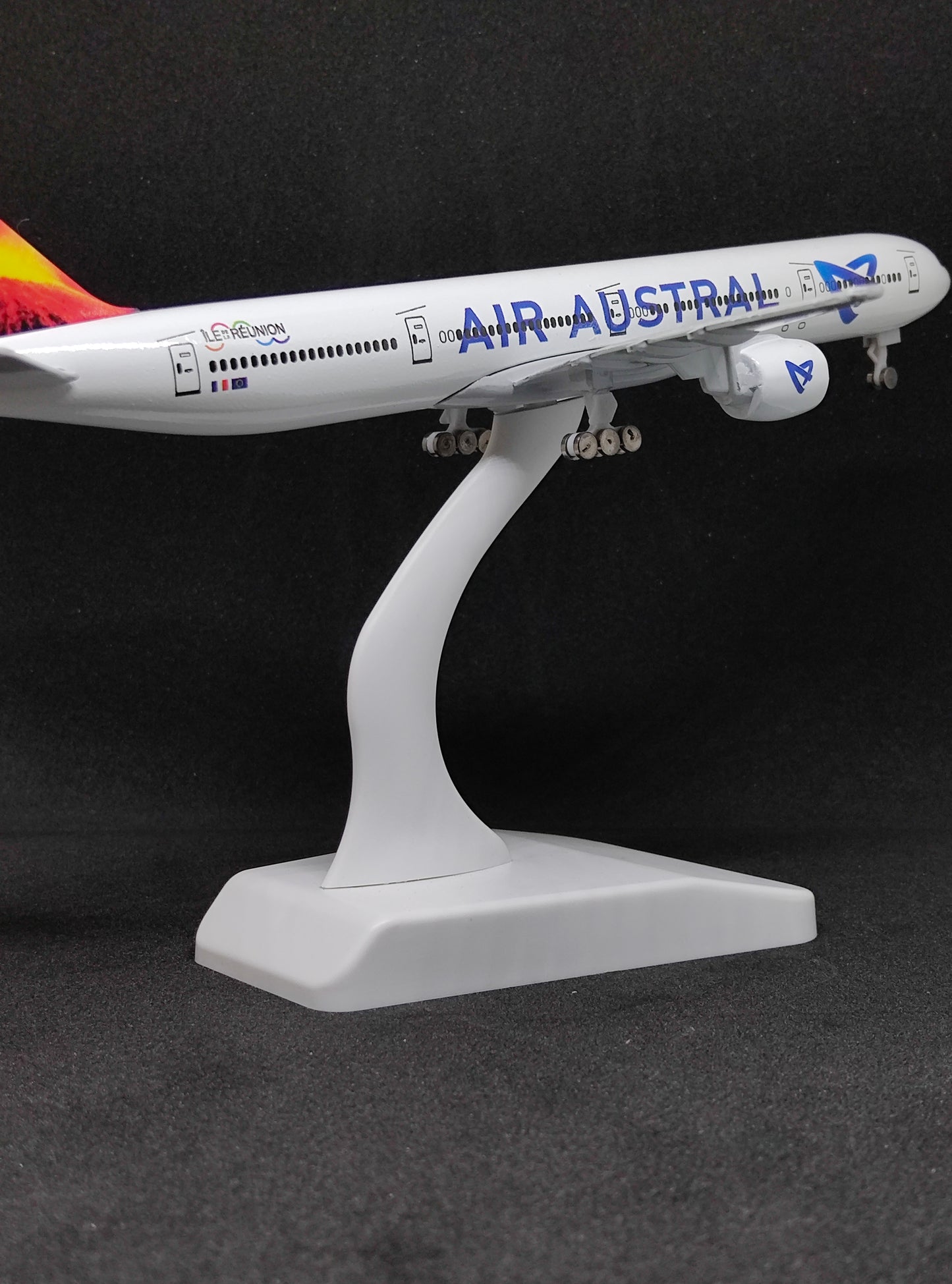 Air Austral Boeing 777-300ER 20cms Airplane Model