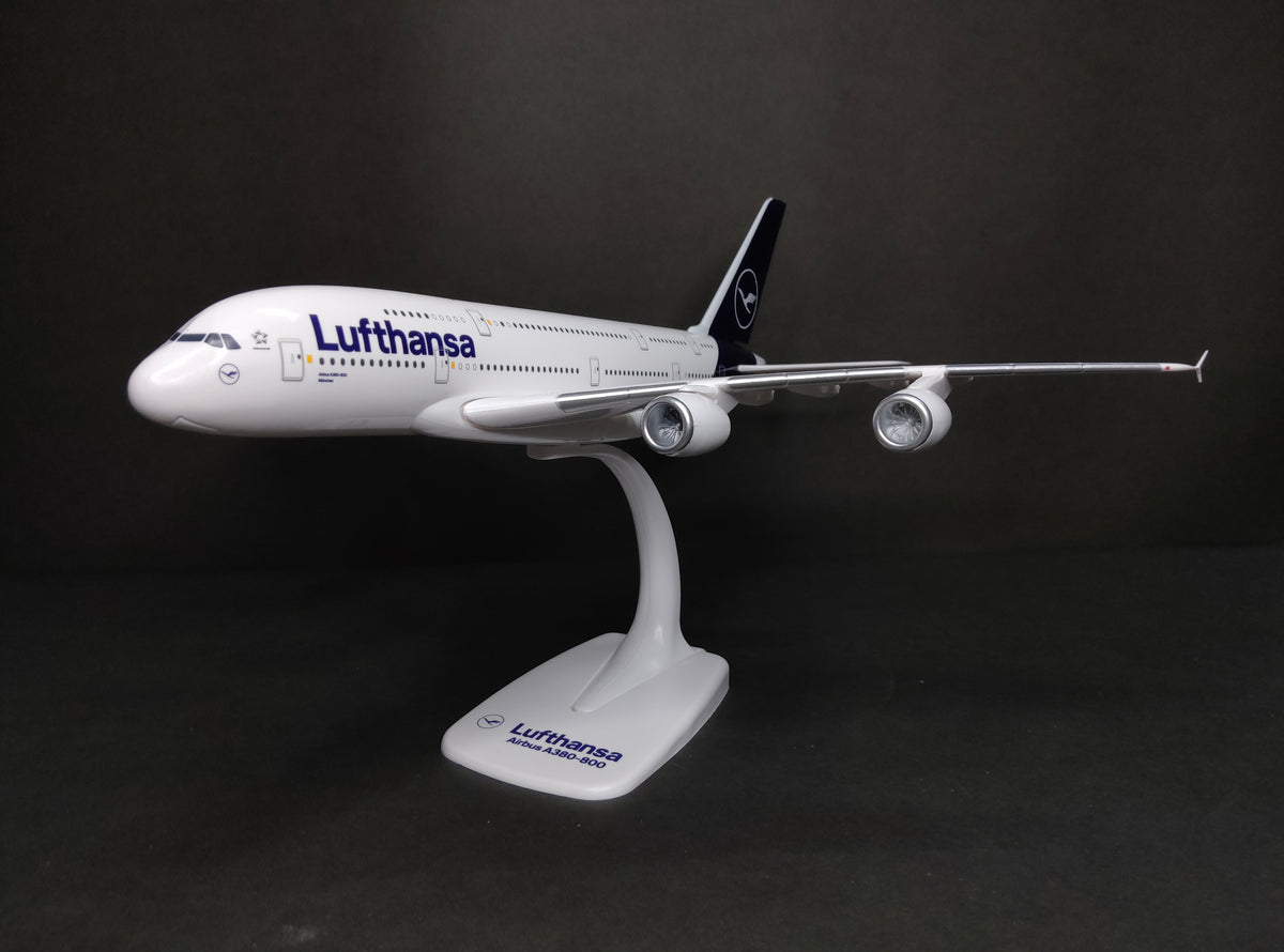 Lufthansa Airbus A380-800 1/200 Scale Snap Fit Model Herpa
