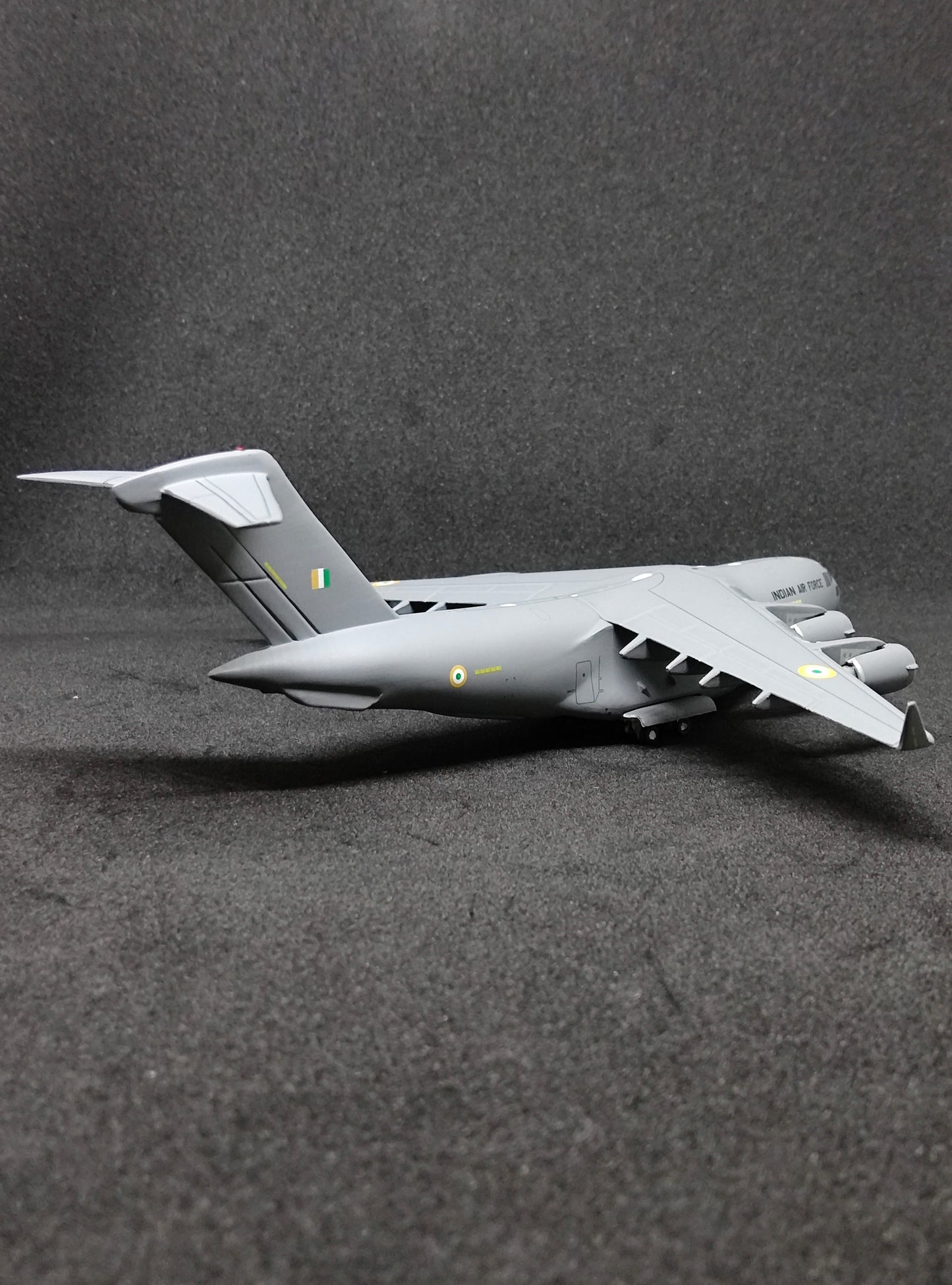 Indian Air Force Boeing C-17 Globemaster III CB-8003 Interactive 1/400 Diecast Scale Model GeminiJets