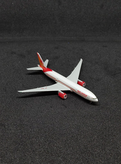 Air India Boeing B777-200LR VT-ALC 1/1000 Diecast Scale Model Hogan Wings