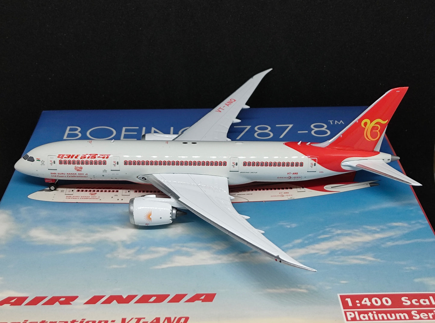 Air India Boeing 787-8 (Shri Guru Nanak Dev Ji 550 Years Celebration Livery) VT-ANQ 1/400 Aircraft Scale Model Phoenix