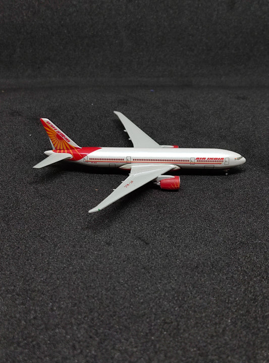Air India Boeing B777-200LR VT-ALC 1/1000 Diecast Scale Model Hogan Wings