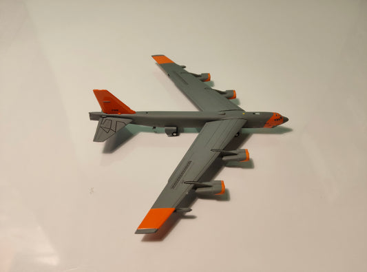 US Air Force Boeing B-52H Barksdale (49th Test and Evaluation Squadron) 1028 1/400 Diecast Scale Model GeminiMacs
