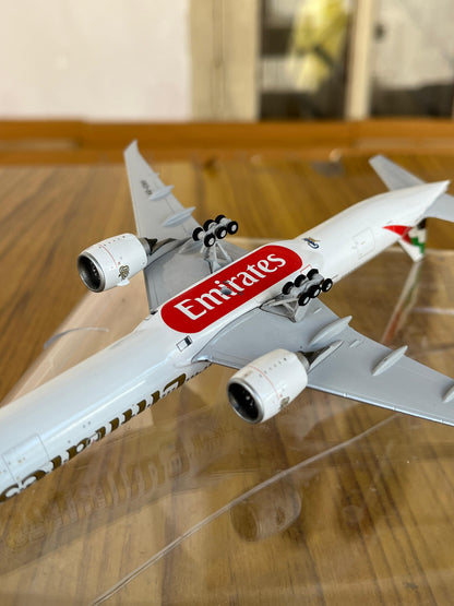 Emirates Boeing 777-300ER A6-ENV 1/400 Diecast Scale Model GeminiJets