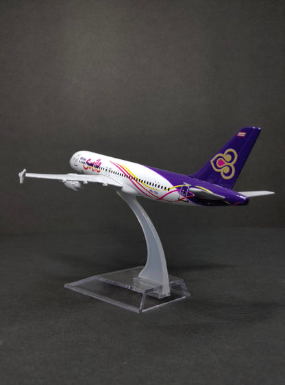 Thai Smile Airbus A320 HS-TXA 16cms Airplane Model