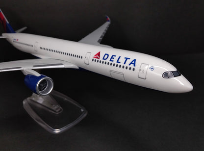 Delta Airlines Airbus A350-900 N501DN 1/200 Scale Snap Fit Model