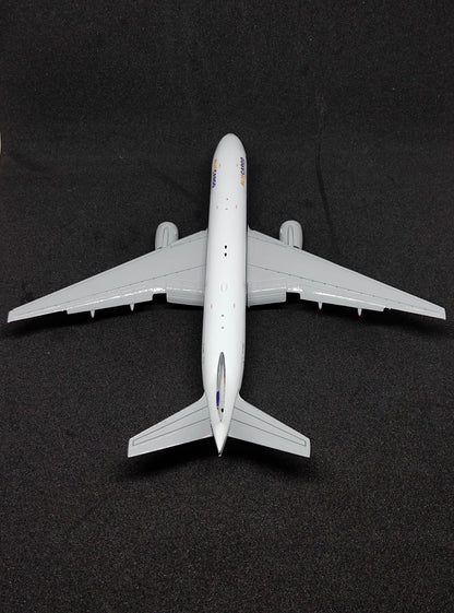 Alis Cargo Boeing B777-200ER EI-GWB 1/400 flaps down version Diecast Scale Model JCWings