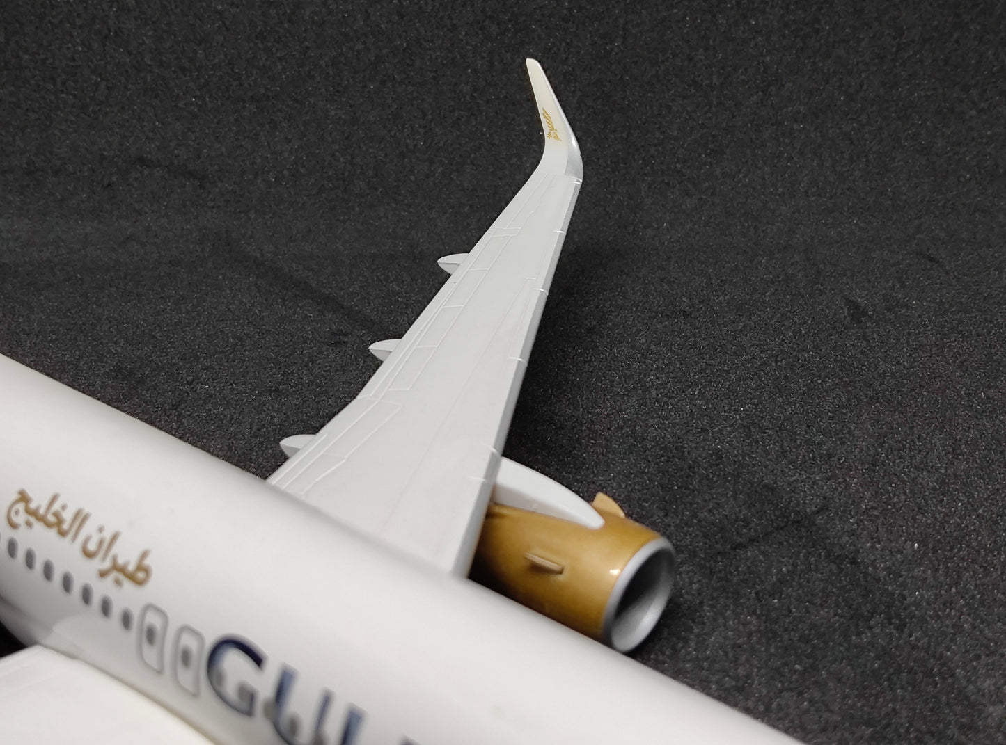 Gulf Air Airbus A320neo A9C-TA 1/200 Scale Model Hogan Wings