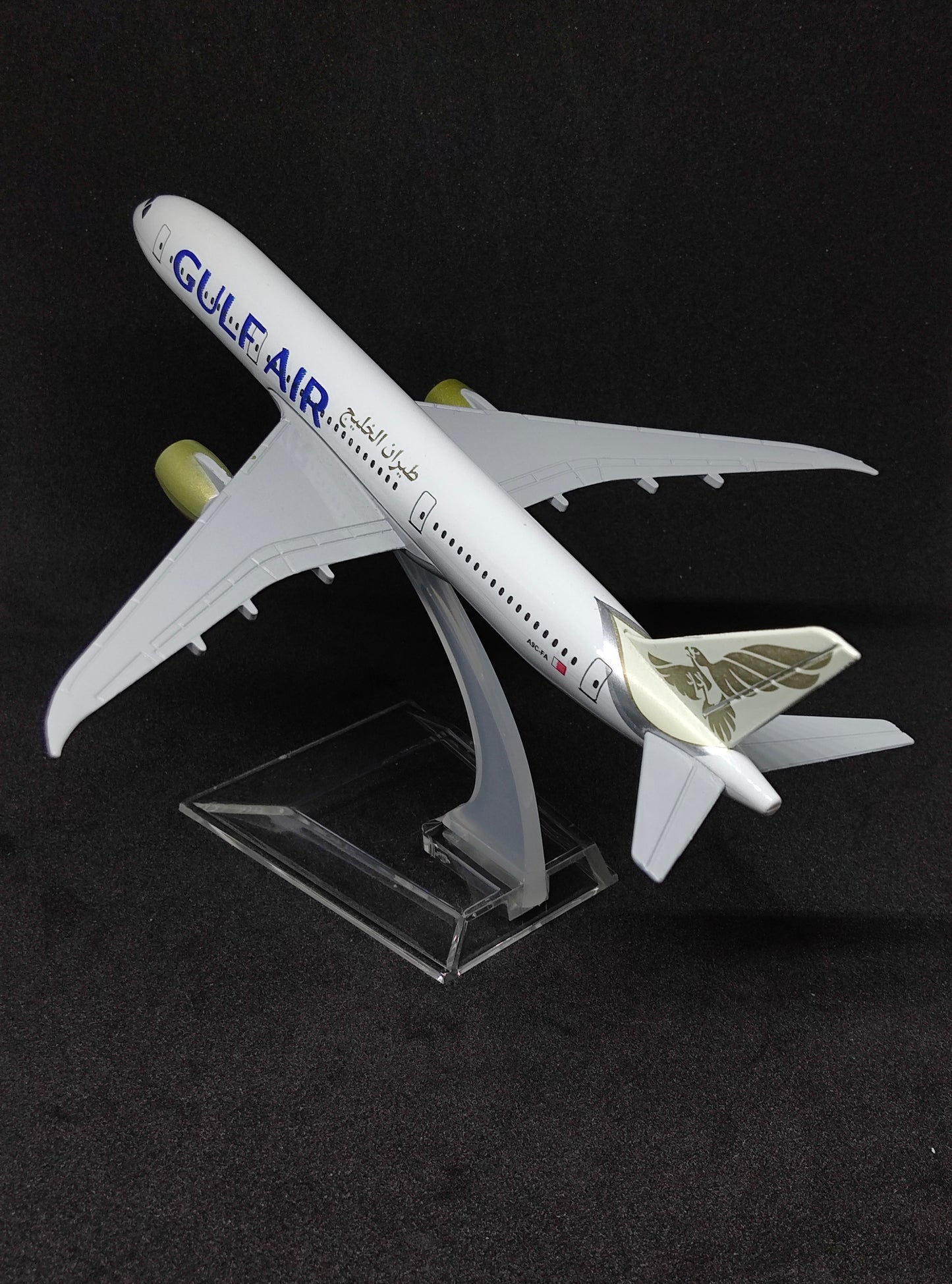 Gulf Air Boeing B787-9 DreamLiner A9C-FA 16cms Airplane Model