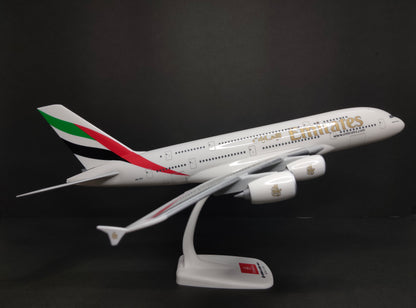 Emirates Airbus A380-800 A6-EUI (Classic Livery) 1/200 Scale Snap Fit Model