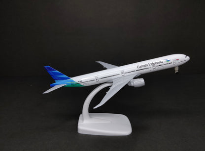 Garuda Indonesia Boeing B777-300ER PK-GIF 20cms Airplane Model