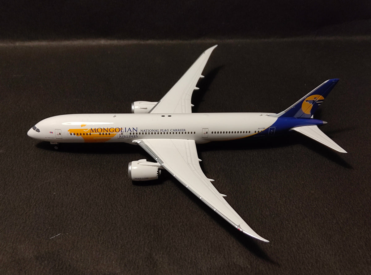 MIAT Mongolian Airlines Boeing B787-9 JU-1789 1/400 Diecast Scale Model Phoenix