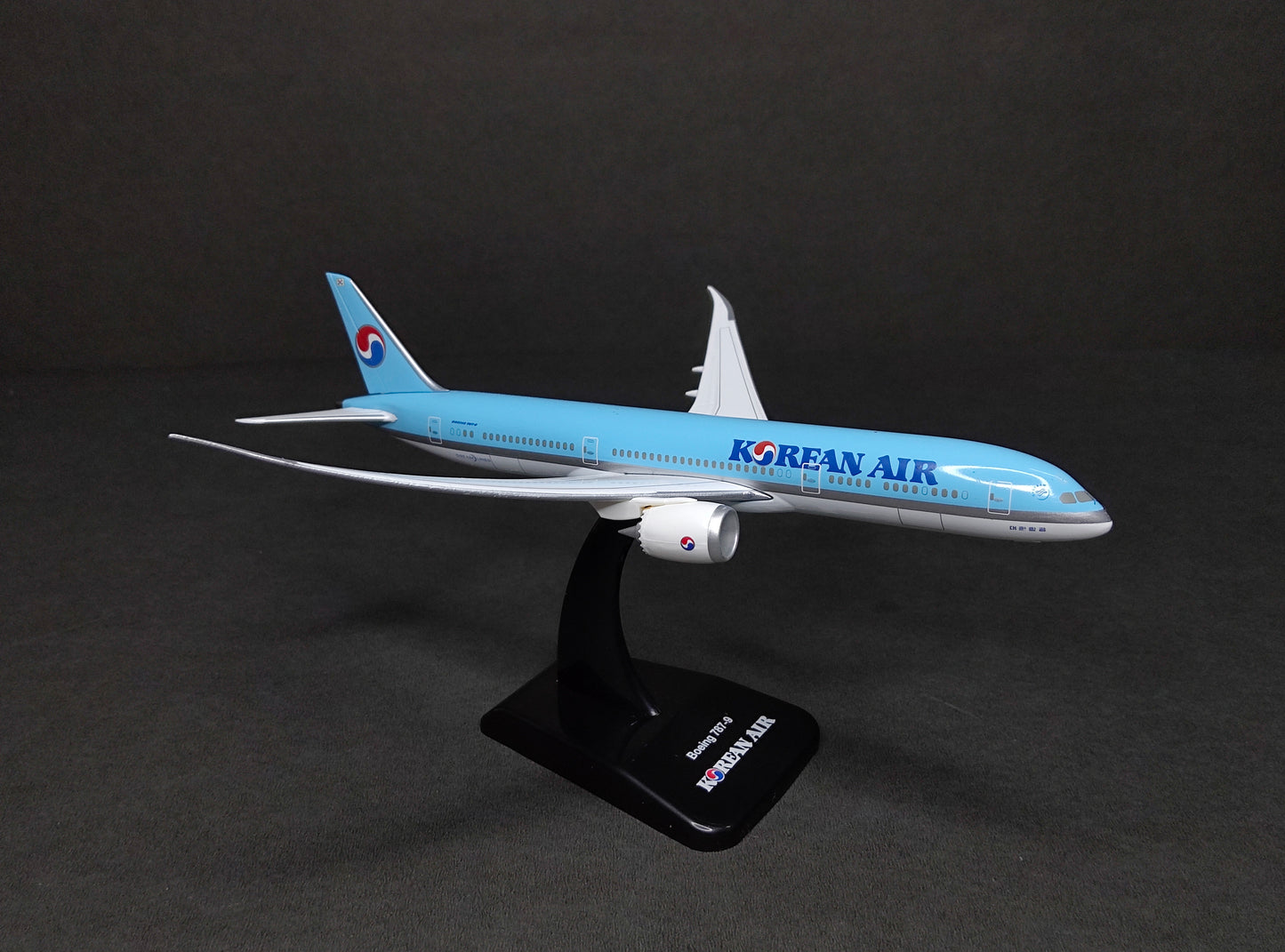 Korean Air Boeing 787-9 1/400 Diecast Scale Model Hogan Wings