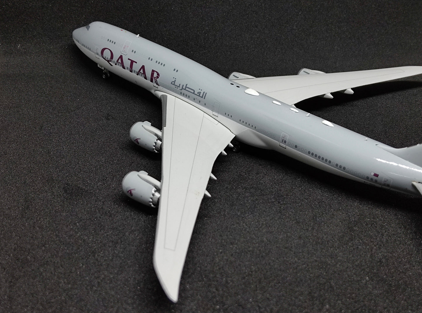 Qatar Amiri Flight Boeing 747-8i A7-HBJ 1/400 Diecast Scale Model Phoenix