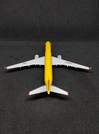 DHL Tuplov TU-204-100 RA-64024 1/400 Diecast Scale Model PandaModel