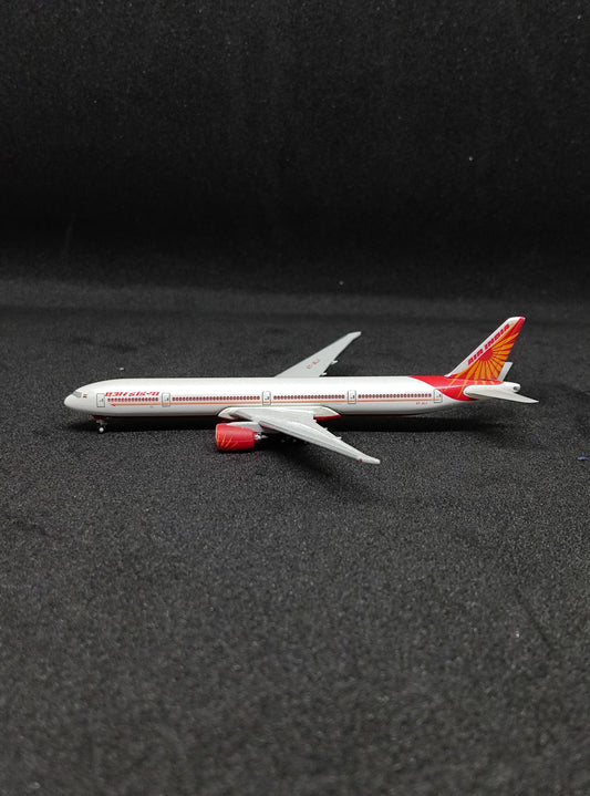 Air India Boeing B777-300ER VT-ALJ 1/1000 Diecast Scale Model Hogan Wings