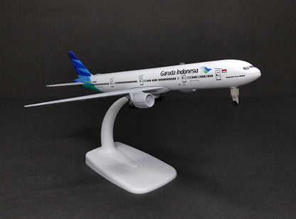 Garuda Indonesia Boeing B777-300ER PK-GIF 20cms Airplane Model