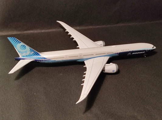 Boeing House Colours Livery Boeing B777-9X N779XW 1/400 Diecast Scale Model JCWings