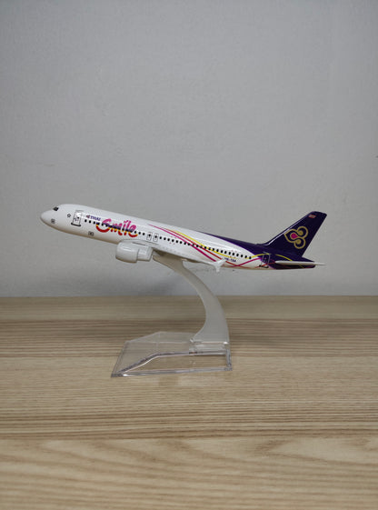 Thai Smile Airbus A320 HS-TXA 16cms Airplane Model