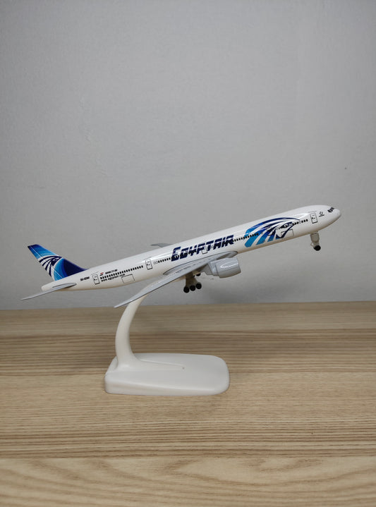 Egypt Air Boeing 777-300 SU-GDM 20cms Airplane Model